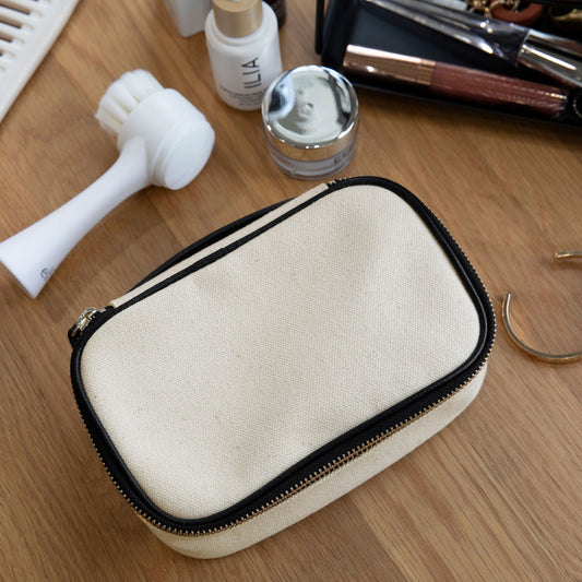 Small Travel Organizer in Canvas