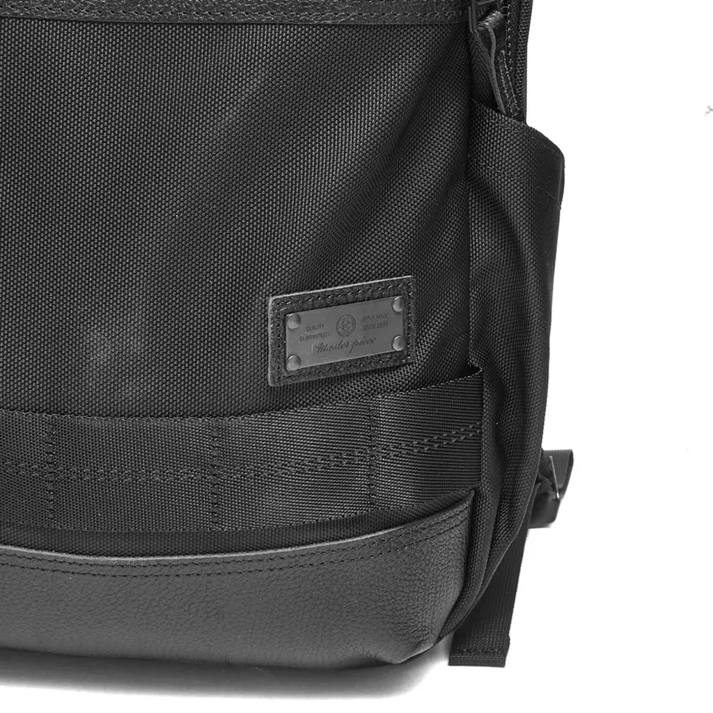 Minimalist backpack for laptop with water bottle pocket