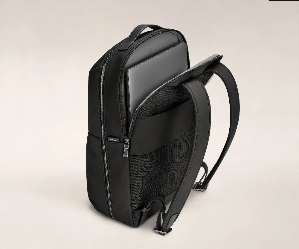 Best minimalist backpack for work travel